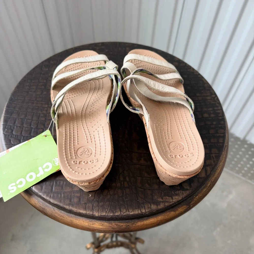 Crocs A-Leigh Mini Wedge Leather Women Size 9 Stucco New Strappy Cork Sandals